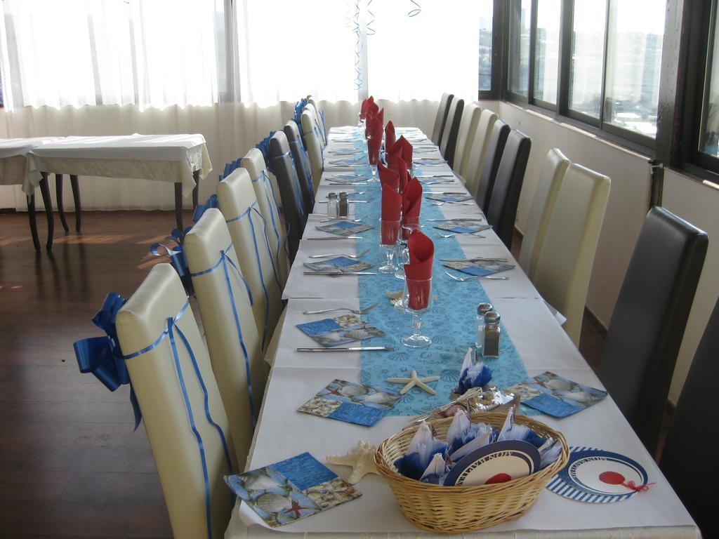 Auberge Villa Montaleigne Saint-Laurent-du-Var Extérieur photo